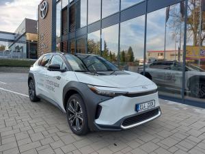 Toyota bZ4X, 4x4 executive