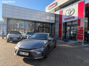 Toyota Camry, 2,5 230k Executive